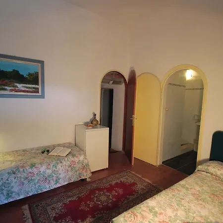 Poggio Alla Fame Colle Val D'Elsa Room photo